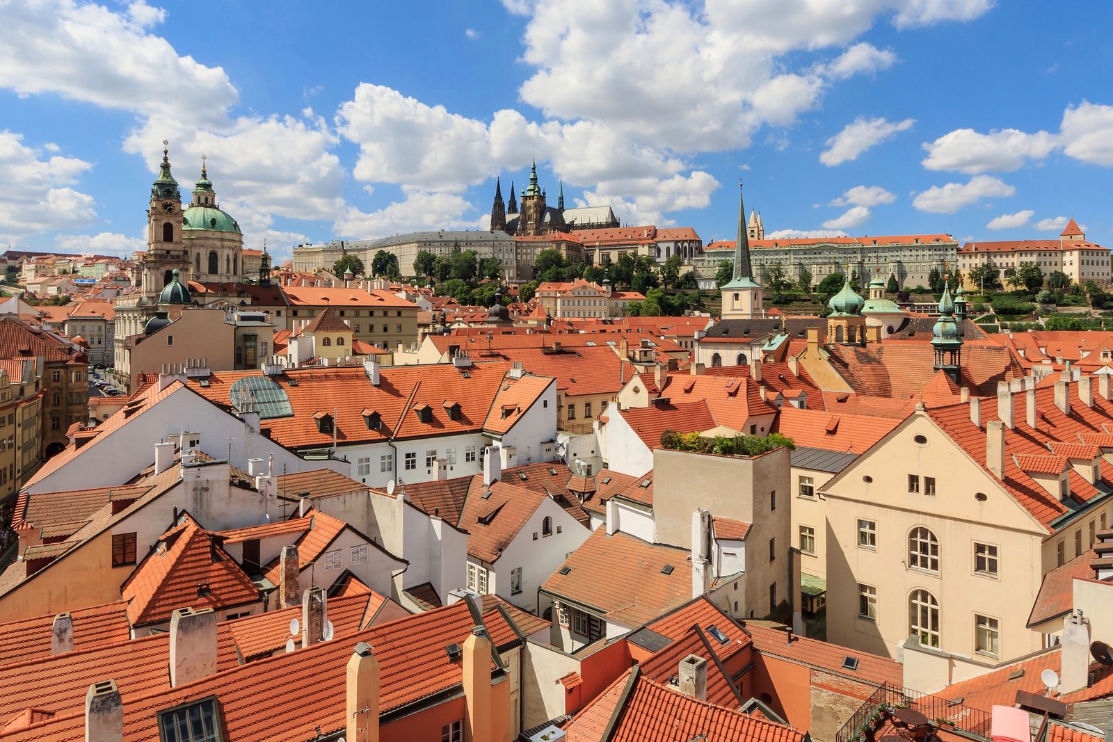 Tejados de Malá Strana y el castillo de Praga